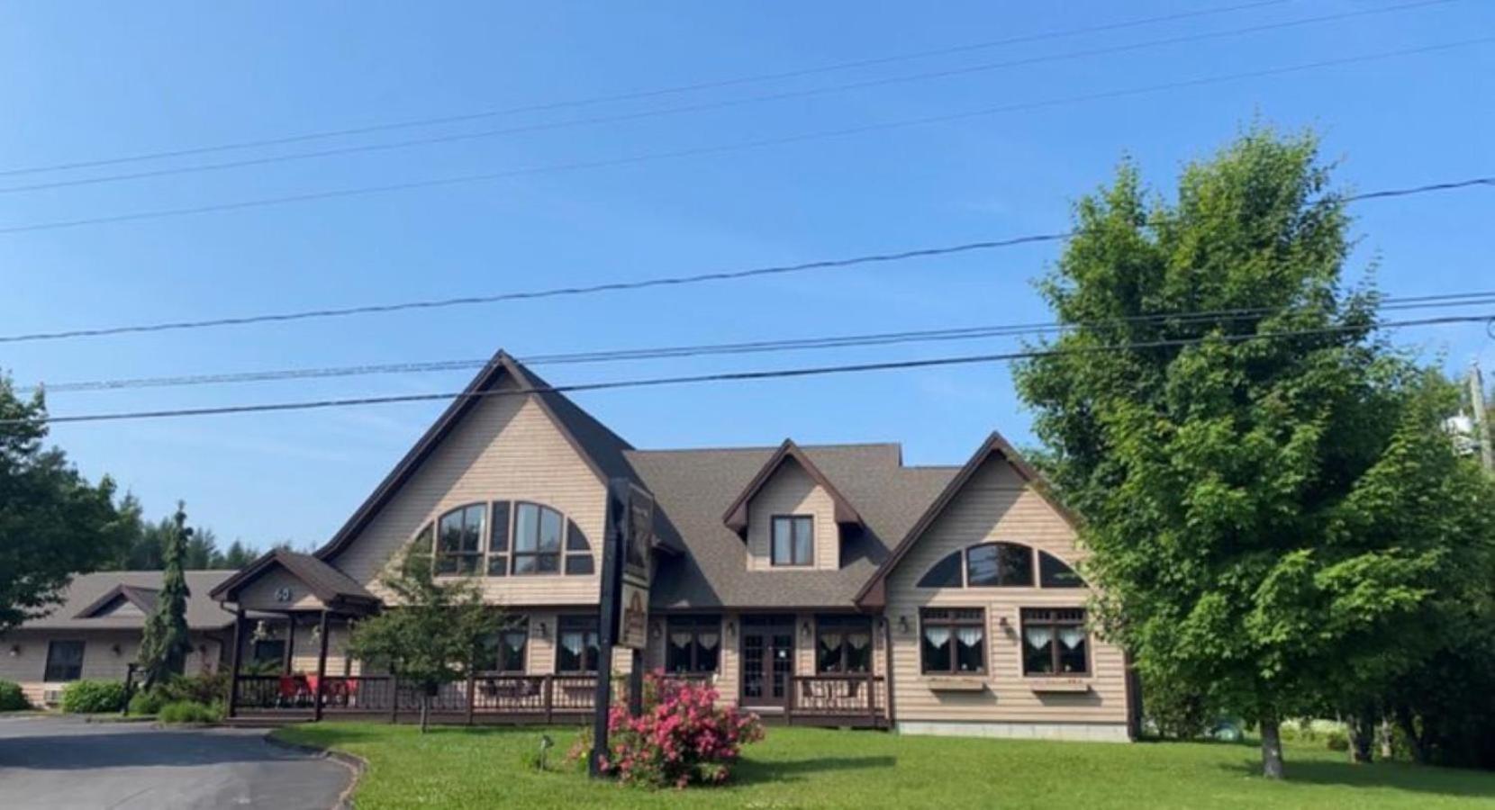 Auberge Micky Inc 埃德门兹顿 外观 照片