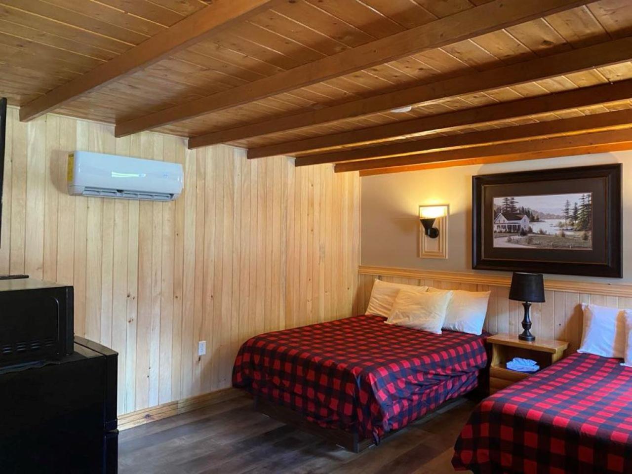 Auberge Micky Inc 埃德门兹顿 外观 照片