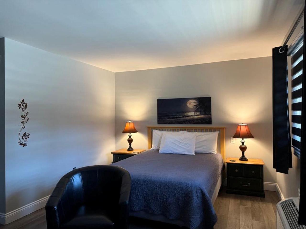 Auberge Micky Inc 埃德门兹顿 外观 照片