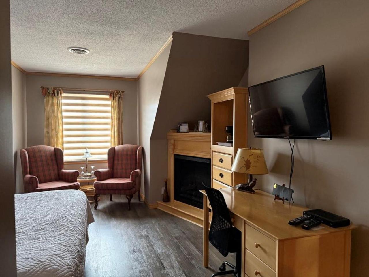 Auberge Micky Inc 埃德门兹顿 外观 照片