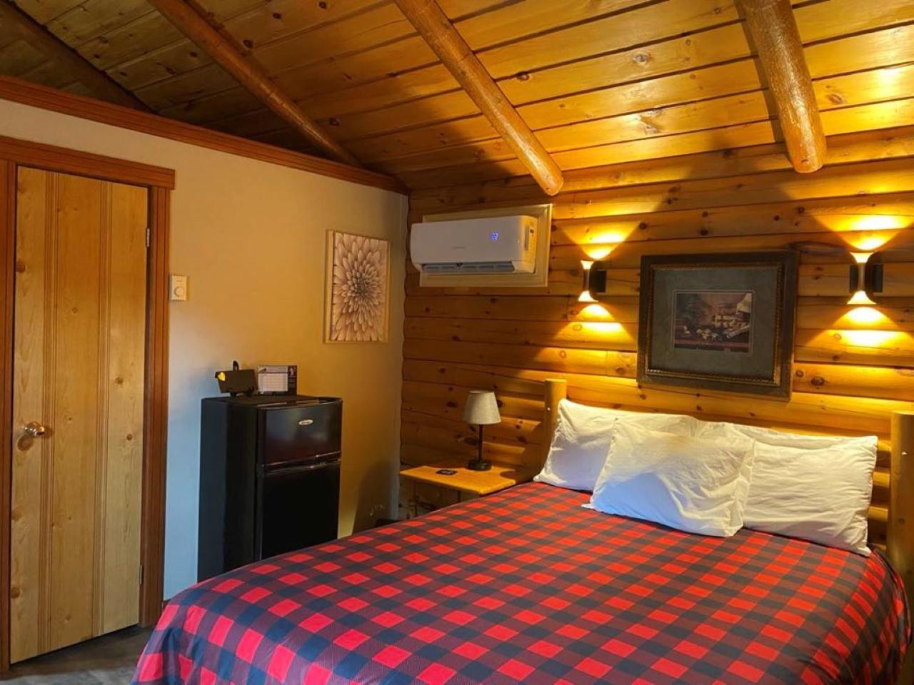 Auberge Micky Inc 埃德门兹顿 外观 照片